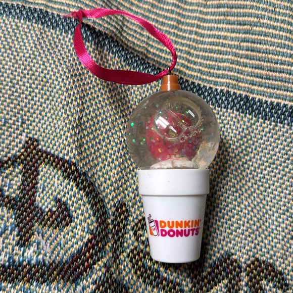 2017 Dunkin’ Donuts, cup Christmas ornament - Picture 2 of 7